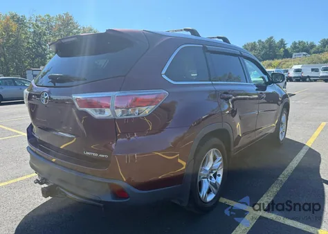 2015 Toyota Highlander Limited z USA, uszkodzony, nr VIN 5TDDKRFH7FS108554